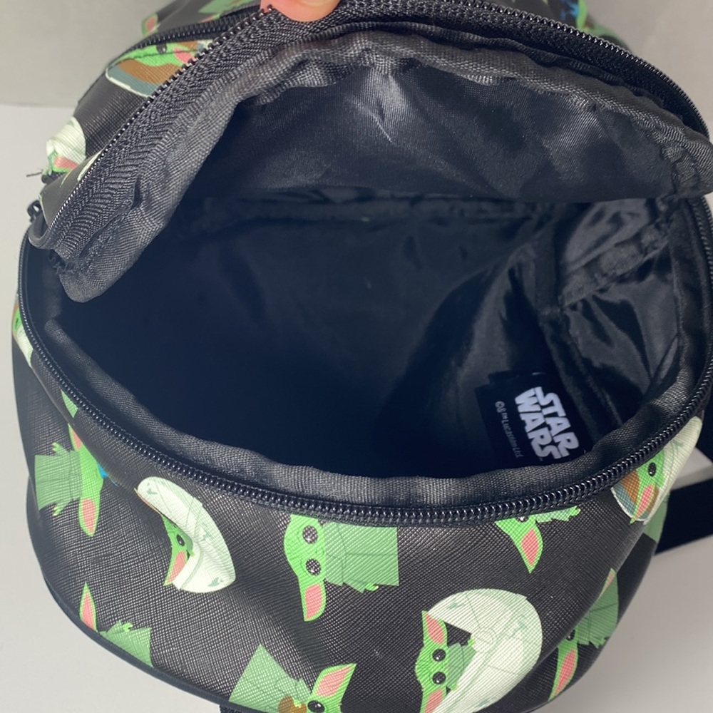 Bioworld Star Wars Mandalorian The Child Baby Yoda Mi… Gem